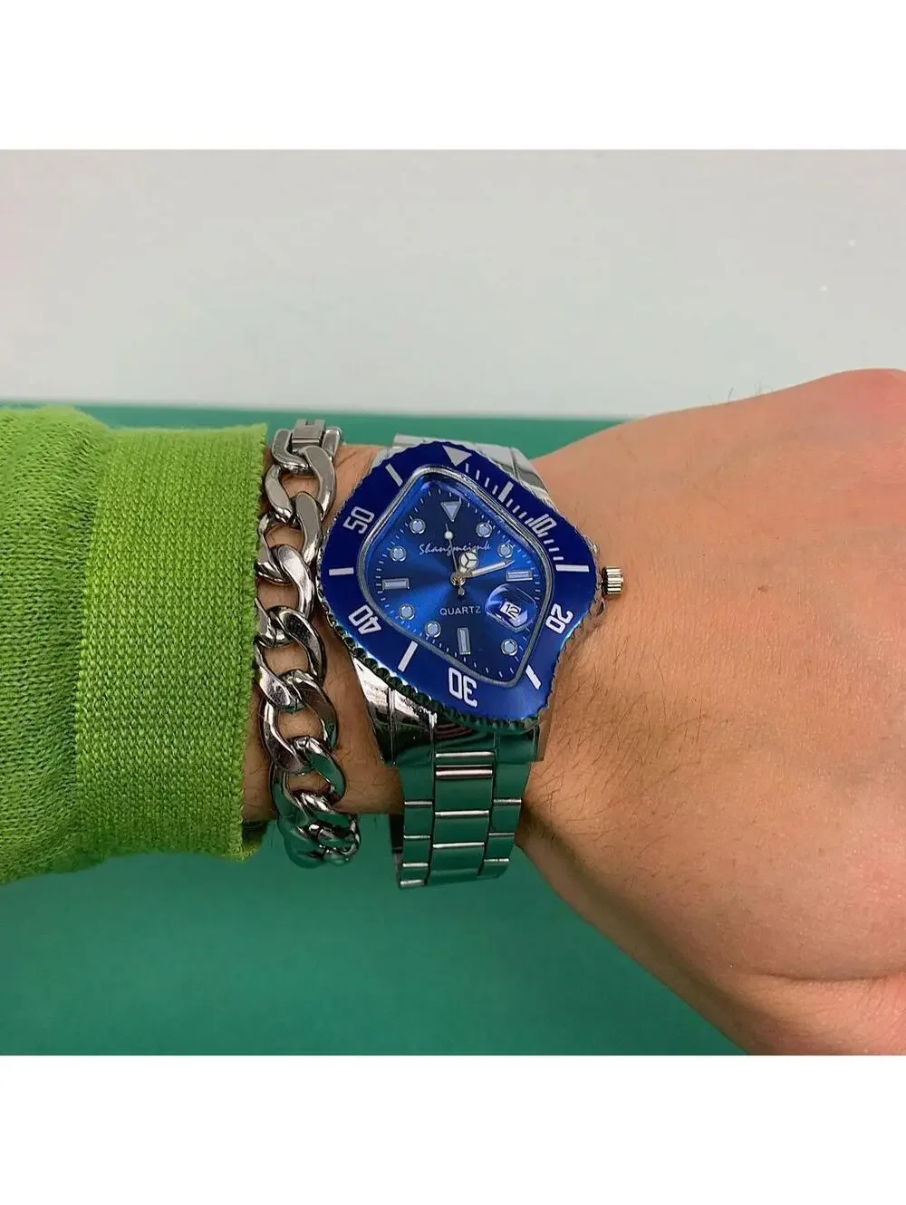 Y2K Vintage Cyber Stainless Steel Essential Watch 10 Inch Unisex
